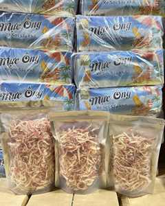 Calamars déchiquetés cuits à la vapeur avec du lait de coco, snack de fruits de mer assaisonnés à la noix de coco, calamars déchiquetés du Vietnam, emballage en sachet refermable, calamars séchés - Product Image 4