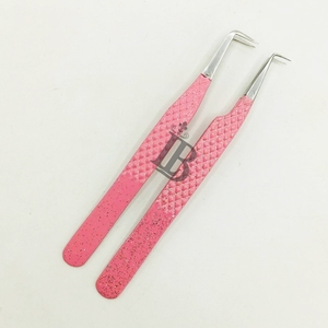 Pinzas para Extensión de Pestañas LUMIA BEAUTY, Color Rosa Bebé, Acero Inoxidable, Precisión Suave, Antideslizantes, 90 Grados, Volumen Regular - Product Image 1