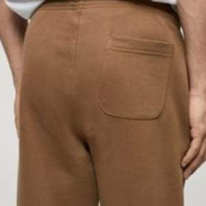 Pantalon de survêtement d'été personnalisé pour hommes – Vente en gros usine de vêtements de sport – Legging ample de fitness et de course, idéal pour l'entraînement - Product Image 4