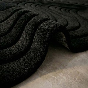 Tapis d'appoint noir de luxe à motif abstrait, tapis en laine tufté à la main à motif ondulé moderne, grand tapis de salon design, tapis moelleux et doux pour la décoration du sol - Product Image 3