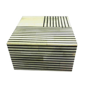 Caja de almacenamiento de resina con incrustaciones de hueso con acabado pulido blanco Forma cuadrada Diseño elegante Excelente calidad para la organización - Product Image 1