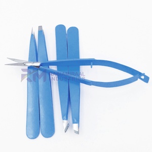Pinzas para cejas RMI con recubrimiento en polvo azul y punta plateada, de acero inoxidable, con punta inclinada, ligeras y clásicas. - Product Image 2