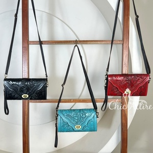 Sac bandoulière mini pour femme en cuir véritable fait main style vintage, élégant, motif floral rouge, pochette multifonctionnelle en cuir pour espèces - Product Image 1