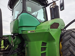 Machine agricole de 570 CV à faible nombre d'heures de fonctionnement, conçue pour une productivité maximale - Product Image 4