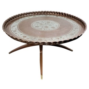 Plateau de table rond en cuivre avec motif floral gravé, style bohème, emballage individuel - Product Image 1