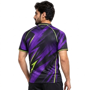 Maillot de football élégant conçu avec un tissu confortable et des coutures durables offrant une liberté de mouvement facile, une finition soignée et une fiabilité garantie. - Product Image 2