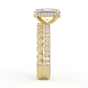 Anillo de Oro Amarillo de 14K y 18K con Diamantes Cultivados en Laboratorio, Corte Ovalado Central, Collar con Pavé Oculto, Bisel a Juego, Banda Redonda, Joyería Nupcial - Product Image 5