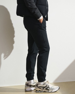 Jogging personnalisés pour hommes, performance optimale, OEM ODM |   Pantalon d'entraînement léger et extensible, coupe ajustée, taille élastique, pantalon de sport - Product Image 5