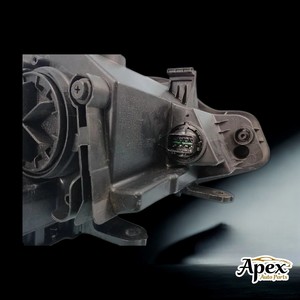 ไฟหน้าขวา Forte รุ่น 92102A7010 มือสอง - Product Image 4