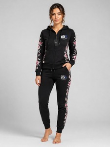 Conjunto Deportivo Profesional para Mujer con Diseño Cómodo, Ideal para Entrenamiento, Running, Yoga, Fitness, Gimnasio y Vida Diaria - Product Image 1