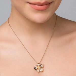Collier pendentif fleur plaqué or 18 carats avec zircon cubique, chaîne en alliage romantique pour femme, bijou à porter au quotidien - Product Image 3
