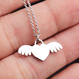 Vente en gros de colliers pendentifs en argent sterling 925 avec ailes d'ange et cœur, bijoux Memoria - Product Image 5