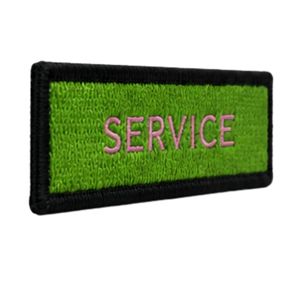 Badge brodé en chenille vert et rose avec attache magnétique, personnalisable pour vestes, sacs et vêtements - Product Image 3
