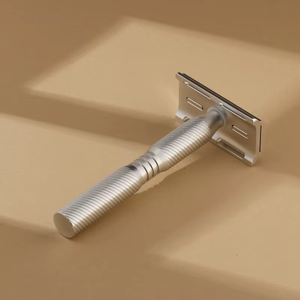 Safety Razor <b>Flash</b> Sale (Aluminum Version) <b>Light</b> Weight Safety Professional Top High Quality Razor For Men And Custom Logo - Product Image 5