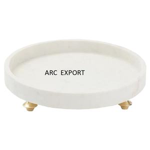 Plateau de service en marbre blanc et en laiton de grande taille de haute qualité pour mariage et événements - Product Image 1