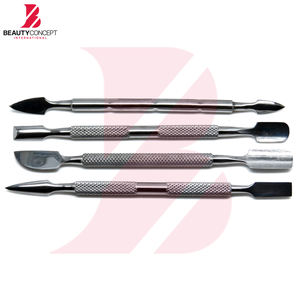 Meilleur produit : Outils de manucure et pédicure personnalisés avec logo imprimé – 4 pièces (pousse-cuticules, cuillère, coupe-ongles, lime) - Product Image 2