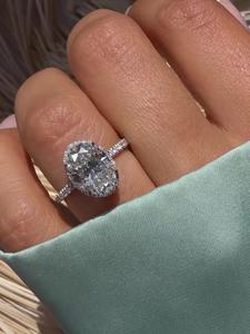 Bague de Fiançailles Solitaire en Or 14K, Certifiée IGI, Ovale, Sertie de Griffes, Halo, Bande Droite, Style Moderne Minimaliste, pour Mariage et Fête, Vente en Gros - Product Image 4