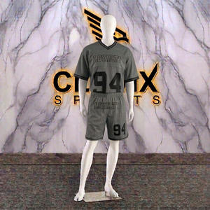 Ensemble de vêtements de sport en mesh personnalisé avec logo et design OEM, t-shirt et short pour la gym - Product Image 2