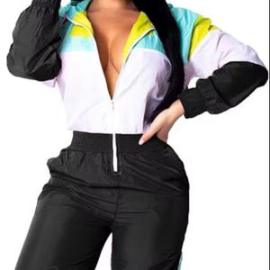 Ensembles de survêtements décontractés légers pour femmes : Veste coupe-vent et pantalon personnalisables - Product Image 1