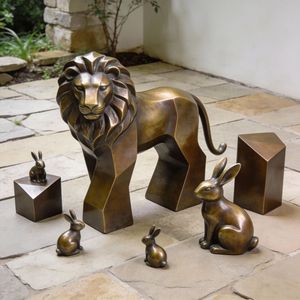 Butée de porte en laiton de qualité supérieure pour la protection des portes en bois – Quincaillerie architecturale en laiton robuste - Product Image 1