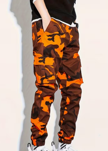 Pantalon de survêtement cargo camouflage orange-brun pour homme Hardihood International, taille élastique avec cordon de serrage, plusieurs poches, style décontracté - Product Image 3