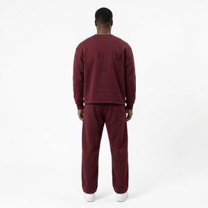Conjunto de Sudadera con Cuello Redondo Color Borgoña para Hombre y Pantalones Deportivos de Pierna Ancha, Conjunto de Dos Piezas a Juego, Ropa Deportiva Informal - Product Image 2