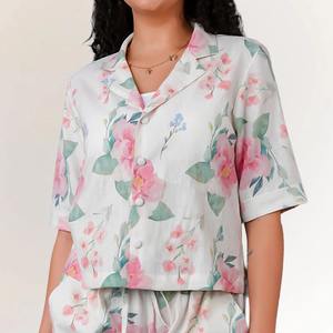 ชุดนอนผ้าฝ้ายลายดอกไม้แบบเป็นมิตรต่อสิ่งแวดล้อมสำหรับผู้หญิง ผลิตในอินเดีย ชุดเสื้อและกางเกงขายาวน้ำหนักเบา ราคาดีที่สุด - Product Image 3