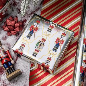 Rollo de Papel de Regalo Navideño Plateado Metálico con Diseño de Lazos de Cascanueces y Rayas, Papel de Regalo Reversible para la Temporada Festiva - Product Image 3