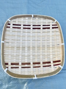 Plateau de service en bambou naturel fait main, finition naturelle, 23 cm, lot de 4, rond, ovale, rectangulaire, pour thé, en-cas, noix et pâtisseries, du Vietnam - Product Image 2