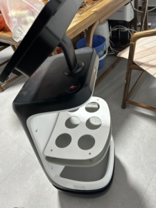 Nuovo Robot di Accoglienza Intelligente 2025 con Sistema di Riconoscimento Facciale e Domande-Risposte per Hotel, Banche, Aeroporti - Robot Commerciale AI per l'Accoglienza - Product Image 4