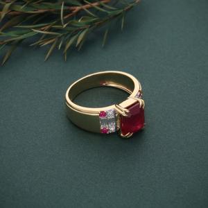 Bague de fiançailles unisexe AMBER JEWELS classique à trois pierres, diamant de laboratoire certifié IGI, style hip-hop, plaqué or massif 14 carats, sertie de griffes - Product Image 4