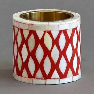 Porte-encens Oud artisanal en os incrusté de nacre, élégant brûleur de Bakhoor pour la maison, utilisation décorative, fabriqué à partir de coquillages - Product Image 2