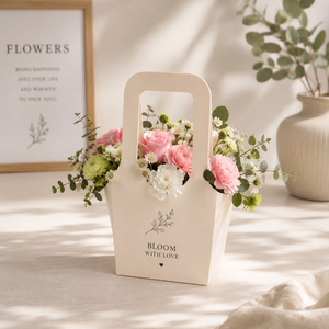 ถุงดอกไม้ Bloom With Love แบบกระดาษไอวอรี่ ฐานสี่เหลี่ยม หูหิ้วไดคัท ปั๊มร้อน ลายคลาสสิก สำหรับบรรจุภัณฑ์ของขวัญและงานฝีมือ - Product Image 1