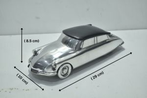 Modelo de Coche de Aluminio Streamline Más Vendido con Características Realistas, Ideal para Decoración de Mesa, Estante e Interior, en Venta - Product Image 2