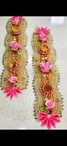 Par de Latkans Florales Hechos a Mano con Detalles de Loto Rosa y Adornos Dorados de Primera Calidad, Decoración para Bodas para Colgar en la Puerta - Product Image 2