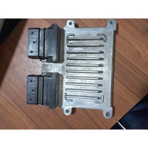 Equus - Módulos de Computación y ECUs Usados 391063C900 - Product Image 4
