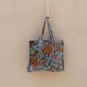 Wholesale Quilted Cotton Floral Blue Tote <b>Bag</b> <b>Medium</b> Vintage Zipper Long Shoulder Handle Reusable Shopping Travel <b>Bag</b> - Product Image 5