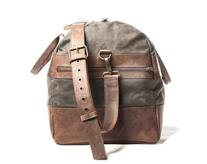 กระเป๋าเดินทางผ้าแคนวาสหนังแท้ รับทำแบรนด์ตามสั่ง โรงงาน OEM กันน้ำ กระเป๋าถือสะพายข้างสำหรับวันหยุดสุดสัปดาห์ รุ่น LCTB-0058 - Product Image 5