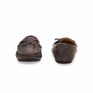 Zapatos de mocasín gruesos con diseño intrincado - Product Image 2