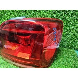 Feu arrière droit d'occasion pour Polo, référence OEM 6C0945095K - Product Image 3