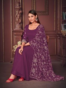 Meilleures ventes : Costume Anarkali violet pour femme, manches 3/4, en crêpe de Georgette, semi-couture, séchage rapide, extensible, idéal pour mariages et soirées - Product Image 3