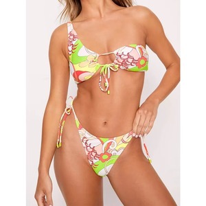 Bikini de Moda Personalizado con Estampado Floral, Conjunto de Bikini con Top Bandeau y Braguita con Lazos Laterales, Spandex Poliéster, OEM ODM, Venta al por Mayor de Fábrica - Product Image 4