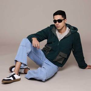 Sudadera con Capucha Sherpa de Invierno para Hombre, Estilo Nuevo OEM, Cierre Completo, Color Sólido, Bordado con Cuentas, Diseños Personalizados, Secado Rápido - Product Image 4