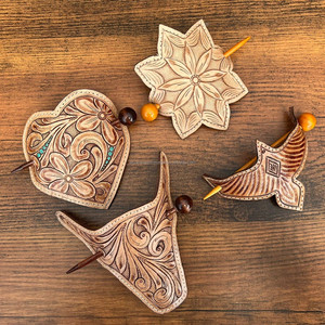 Épingle à cheveux en cuir de vachette usinée à la main de meilleure qualité pour accessoires de cheveux floraux en cuir véritable pour femmes Barrette avec bâton en bois - Product Image 5