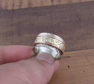 Wholesale 925 Sterling Silver Flower Band <b>Ring</b> Nature Inspired Floral Pattern <b>Ring</b> for Women Handmade Band Jewelry Manufacturer - Product Image 3