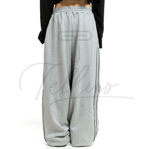 Pantalones de chándal anchos casuales para mujer 2026 con logo personalizado, pantalones acampanados formales para mujer, servicio OEM personalizado - Product Image 3