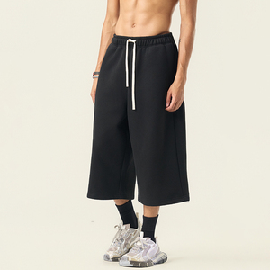 Shorts Capri Unisexe Streetwear en Toile Unie 100% Coton pour Homme, Coupe Ample, Fermeture à Cordon, Taille Mi-Haute Décontractée - Product Image 2