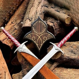 Épée en acier inoxydable style Seigneur des Anneaux avec manche en bois et gravure en langue elfique pour cosplay et costume de fantasy - Product Image 2