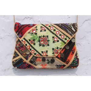 Pochette à main brodée à la main, style bohème Banjara, vintage, décontractée, en coton, avec fermeture ouverte, patchwork et travail de miroir - Product Image 2