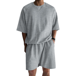 Conjuntos de Dos Piezas para Hombre, Camiseta de Cuello Redondo y Pantalones Cortos de Verano, Conjuntos Deportivos Holgados con Bolsillos - Product Image 1